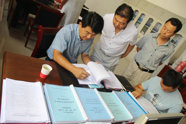 市交通運(yùn)輸局黨組書記、局長馬潤同志對(duì)隴運(yùn)集團(tuán)公司全面從嚴(yán)治黨及黨風(fēng)廉政建設(shè)進(jìn)行專題調(diào)研